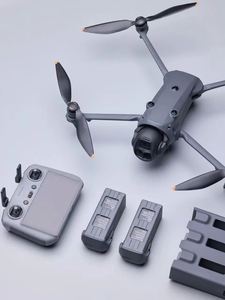 Original pour DJI Mavic 4 Pro (DJI RC 2) – Drone avec caméra phare à triple objectif 100MP, capteur CMOS 4/3 Hasselblad et vidéo HDR 6K/60fps - Product Image 2
