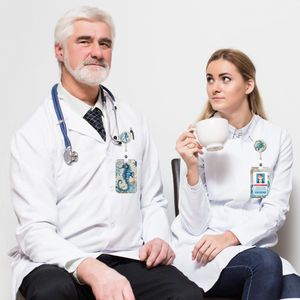 Porte-carte d'identité et porte-badge en polyester à motif hippocampe nautique vintage, durable et personnalisable pour le bureau, l'école et les événements - Product Image 6