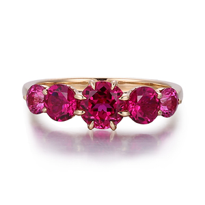 Ювелирное изделие Provence: кольцо из желтого золота 10 карат с рубином, основной камень 6,5 мм, круглая огранка бриллиантом, выращенный в лаборатории рубин, идеально подходит для подарка на годовщину. - Product Image 2