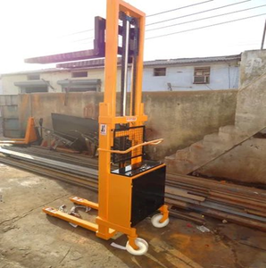 Apilador de palés hidráulico compacto con batería Operación de elevación suave Diseñado para espacios de almacén estrechos INDO SMC Movible - Product Image 4