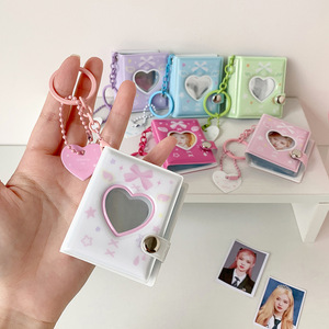 Álbum de fotos con cubierta de PVC de 2 pulgadas con diseño de nudo de mariposa y corazón hueco, colgante de llavero boutique, álbum de almacenamiento de pegatinas para estudiantes y mujeres - Product Image 3