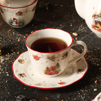 Mug à café en porcelaine émaillée couleur unie de Noël, bord doré en relief, compatible lave-vaisselle et micro-ondes, design personnalisable pour