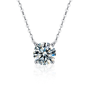 S925 sterling bạc của phụ nữ moissanite Vòng cổ cổ điển Bốn móng vuốt mặt dây chuyền xương đòn phát sóng trực tiếp phong cách nóng đơn giản - Product Image 1