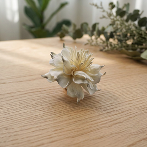 Flores Artificiales de Madera Sola Blancas Hechas a Mano de 8 cm, Ecológicas, Decorativas para el Hogar, Difusor de Aromas, Regalos para Bodas, Venta al Por Mayor - Product Image 3