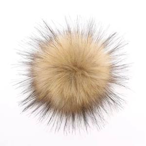 Оптовая продажа, помпоны из искусственного меха лисы - Product Image 1