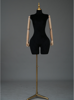 Mannequins brésiliens demi-corps grande taille pour femmes courbes, avec torse en tissu, poitrine et hanches généreuses, pour présentation BBL