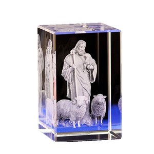 Precio de fábrica, cubo de cristal grabado con láser 3D de Jesús de cristal personalizado para regalos religiosos - Product Image 2