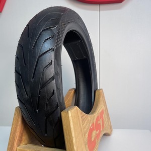 Elektrikli Motosiklet Ön Tubeless Lastik 100/60-12 Yeni Yüksek Tutuşlu Toptan Düz Spor Lastikleri Yükseltme İçin - Product Image 5