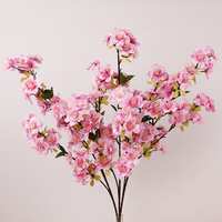 Grosir QIHAO Bunga Sakura Jepang Sutra Merah Muda Cabang Bunga Sakura Buatan Bonsai untuk Dekorasi Komersial