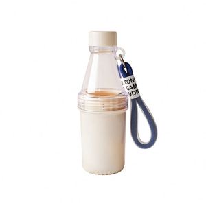 Bouteille d'eau 2-en-1 à double compartiment avec rangement pour collations, sans BPA, anti-fuite, portable avec sangle pour la salle de sport - Product Image 6