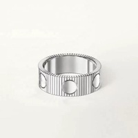 Bracelet en acier élastique Love Screw