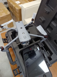 Autel Robotics EVO Max 4T Rugged Bundle ชุดกล้องพลาสติก 8K HD พร้อมระบบ Altar PRO หลบหลีกสิ่งกีดขวาง ระยะส่งสัญญาณ 2 กม. มอเตอร์แบบไร้แปรงถ่าน - Product Image 6