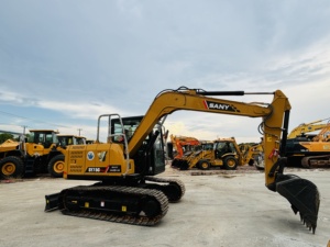 Excavadora SANY SY75C Original, Brazo y Pluma de Buena Calidad, Excelente Rendimiento, Especialista en Espacios Reducidos - Product Image 3