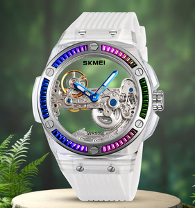 Reloj mecánico SKMEI M032 para hombre con caja de PC transparente y banda de silicona resistente al agua movimiento automático espejo de cristal - Product Image 1