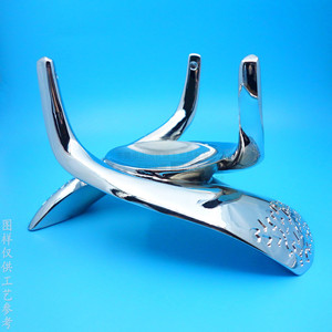 Support d'affichage en alliage électroplaqué pour bouteilles d'alcool, forme géométrique, antirouille, base décorative pour la maison, couleur personnalisable - Product Image 1