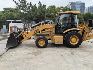 Machines de construction en bon état Chargeur rétrocaveuse Caterpillar 420F d'occasion japonais en vente chargeuse-pelleteuse Cat 420F - Product Image 2