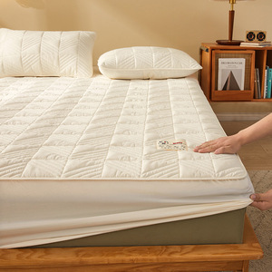 Protège-<span class=keywords><strong>matelas</strong></span> matelassé en polyester de qualité maternelle et infantile, personnalisable, avec rebord surélevé, motif dessin animé japonais, drap-housse - Product Image 1