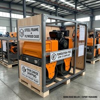 Compacteur routier vibrant à double tambour de 600 kg, mini-compacteur d'asphalte avec entraînement hydraulique pour la réparation des nids-de-poule
