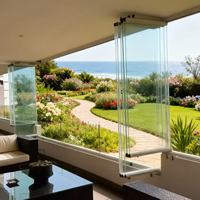 Porte pliante en verre trempé sans cadre moderne avec cadre en aluminium fini, design panoramique pour balcon et usage intérieur