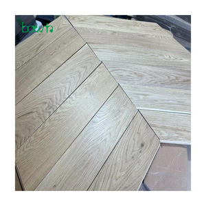 <span class=keywords><strong>Parquet</strong></span> en chêne européen à chevrons, couleur naturelle, plancher en bois huilé UV, <span class=keywords><strong>parquet</strong></span> contrecollé <span class=keywords><strong>pour</strong></span> la décoration intérieure - Product Image 1