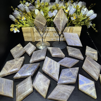 Offre Spéciale naturel manuel sculpture polissage cristal pierre de guérison lune pierre losange pour la méditation