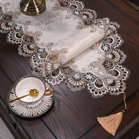 Chemin de table de luxe en dentelle à motif géométrique, résistant à l'usure et aux hautes températures, serviette décorative pour table basse et meuble TV