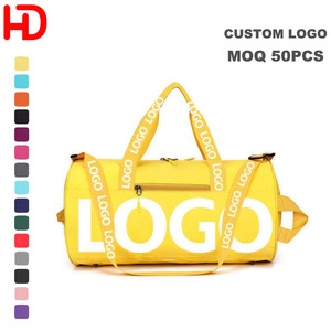 กระเป๋าสีม่วงราคาถูกแบบกำหนดเอง กระเป๋าเดินทางสีชมพูสำหรับทีมพร้อมโลโก้และชื่อนักกีฬา กระเป๋าออกกำลังกายสุดสวยแบบกำหนดเอง ปี 2026 - Product Image 1