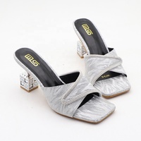 Sandales à Talons Carrés Épais de 8 cm Noires et Argentées, Nouveau Design Élégant et Luxueux pour Femmes, Bout Ouvert en Caoutchouc, Talons Aiguilles