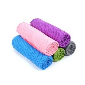 Eco Vriendelijke Groothandel Fitness Non Slip Microfiber Yoga Handdoek Met Pvc Stippen