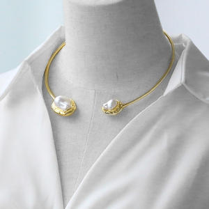 Conjunto de Joyería de Perlas de Imitación Estilo Europeo Americano, Chapado en Oro Real de 18k, de Alta Gama para Mujer, para Bodas, Compromisos y Fiestas - Product Image 3