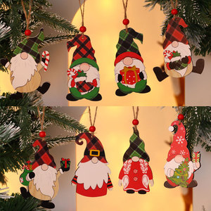 Nuevas decoraciones navideñas, adornos de madera pintados, adornos para árboles de Navidad con diseño de Rodolfo y sin rostro. - Product Image 4