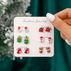 Boucles d'oreilles clous animaux de Noël pour femmes, mignonnes, lapin et ours, en émail et résine, bijoux de fête, cadeau - Product Image 4