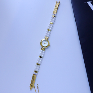 Correa de Reloj de Perlas Naturales de Alta Gama 7A, Esfera Tridimensional de Nácar Natural, Estilo Pulsera, Lujo Ligero - Product Image 6
