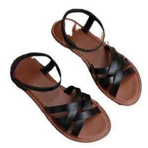 Sandales plates romaines unies pour femmes, respirantes, avec bande élastique et brides croisées, idéales pour la plage et l'extérieur en été - Product Image 4