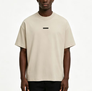 T-shirt de qualité supérieure à manches courtes, personnalisable, 100% coton, impression sérigraphique de qualité exceptionnelle. - Product Image 3
