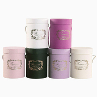 Boîte Cadeau Dorée de Luxe en Papier Recyclé Gaufré de Haute Qualité avec Motifs de Roses Chocolatées pour Mariage