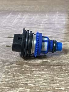 <span class=keywords><strong>Prix</strong></span> d'usine OEM 7701035320 0280150664 <span class=keywords><strong>Injecteur</strong></span> pour <span class=keywords><strong>Renault</strong></span> Mégane CLIO 19 1.4L 1996-2003 - Product Image 2