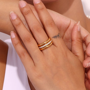 Anillo de Boda de Acero Inoxidable 316L con Baño de Oro Fino de 14k y 18k, con Circonita, para Mujer, Resistente al Deslustre - Product Image 4