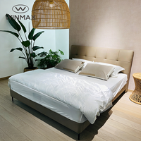 WINMAX Lit Moderne de Luxe Confortable en Cuir Capitonnée, Taille King/Queen, Cadre en Bois de Pin et Fer, Assemblé, pour Villa, Chambre à Coucher, Garantie 1 An