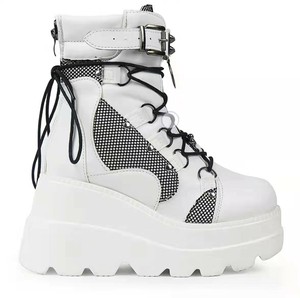 2024 automne nouveau personnalisé gothique femmes gothique <span class=keywords><strong>moto</strong></span> <span class=keywords><strong>bottes</strong></span> beau unisexe cheville talons compensés pour l'hiver gothique mode - Product Image 6
