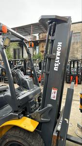 Chariot élévateur diesel Komatsu Fd30 de 3 tonnes, utilisé pour les industries de la vente au détail et de la restauration, 4x4, tout-terrain, moteur optionnel, opérations de chariot élévateur - Product Image 5