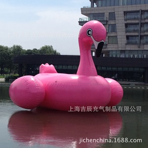 Flamant rose gonflable 5M en PVC pour jeux aquatiques en plein air, idéal pour les hôtels et complexes hôteliers - Product Image 2