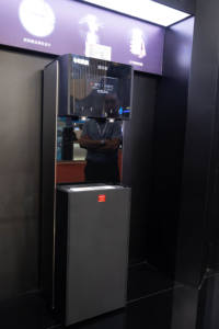 Distributeur d'<span class=keywords><strong>eau</strong></span> électrique de luxe RO avec filtration, <span class=keywords><strong>eau</strong></span> chaude et froide, surveillance intelligente par cloud, <span class=keywords><strong>fontaine</strong></span> à <span class=keywords><strong>eau</strong></span> en acier inoxydable <span class=keywords><strong>pour</strong></span> la maison et <span class=keywords><strong>l</strong></span>'hôtel - Product Image 3