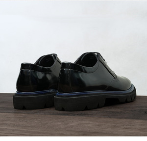 Chaussures pour hommes en cuir brillant, faites à la main - Nouveau style 2025, chaussures habillées décontractées, brogues à plateforme, bout pointu, chaussures Oxford pour un usage décontracté - Product Image 4