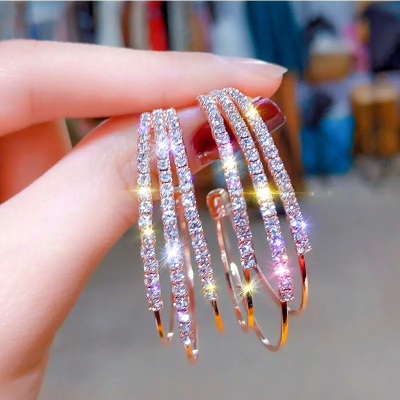 Fashion Mewah Korea Geometris Lingkaran Besar Berlian Mawar Emas Wanita Anting-Anting Mewah Bling Indah Hoop Anting-Anting untuk Wanita