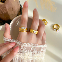 Bague créole double couche pour femme, en zircon en forme de goutte d'eau et de larme carrée, avec surface incurvée et placage or 18 carats, style tendance