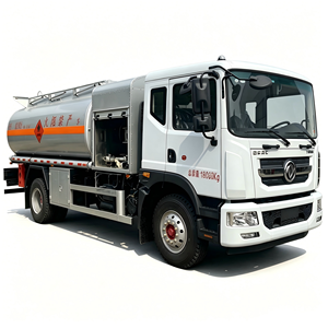 Camion de ravitaillement aérien 14 m³ prêt à l'emploi – Ensemble complet de 14 000 L avec distributeur de carburant, pompe et enrouleur - Product Image 1