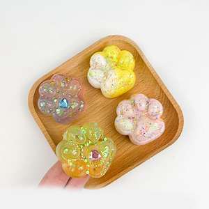 Cadeau drôle animal <span class=keywords><strong>Mochi</strong></span> Stress <span class=keywords><strong>pas</strong></span> <span class=keywords><strong>cher</strong></span> chaud Kawaii mignon plastique souple TPR Squishy presser chat patte Capsule jouet - Product Image 4