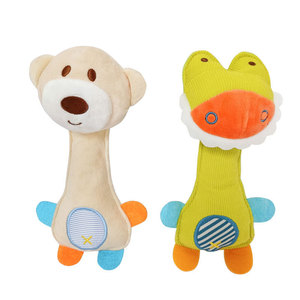 Adorable <span class=keywords><strong>hochet</strong></span> en peluche douce en forme d'ours pour bébés, <span class=keywords><strong>hochet</strong></span> à main pour nourrissons, jouet sensoriel de développement pour bébés, sûr et confortable - Product Image 2