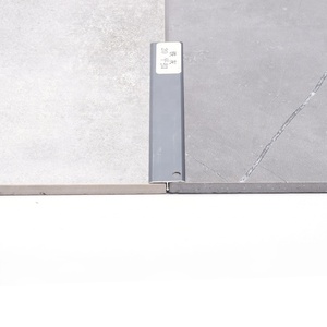 Misumi T20 Personnalisé 20mm Bande <span class=keywords><strong>de</strong></span> <span class=keywords><strong>seuil</strong></span> <span class=keywords><strong>de</strong></span> porte en aluminium argenté en forme <span class=keywords><strong>de</strong></span> T pour carrelage <span class=keywords><strong>de</strong></span> sol - Product Image 5